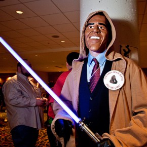 Photo of Barack Obama with Star Wars light saber by Flickr user dangerismycat